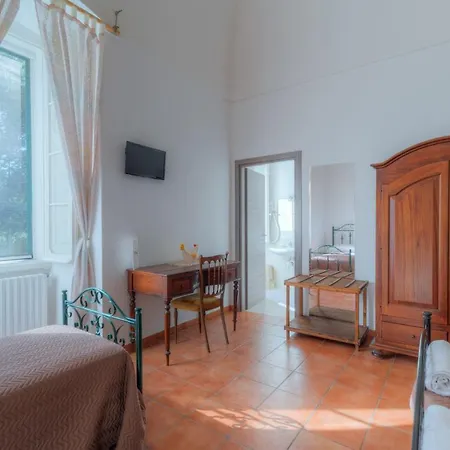 Il Castagnaro Apartment *